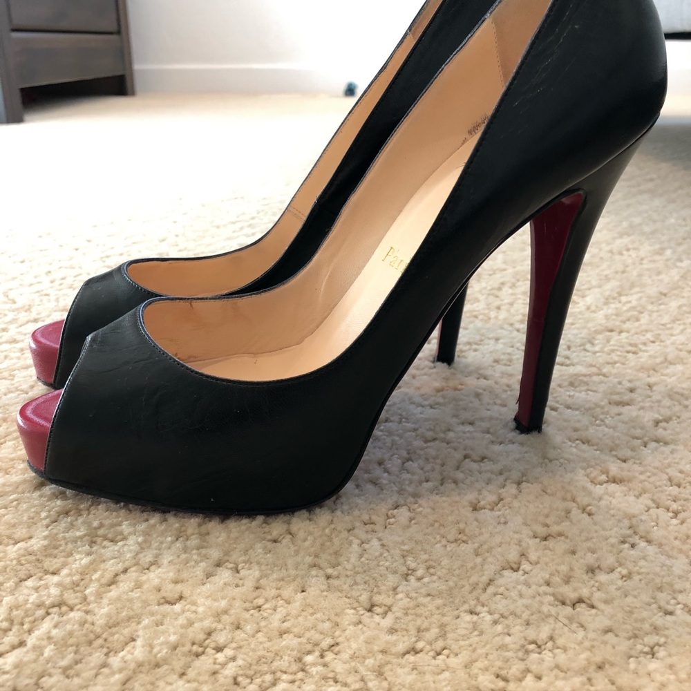 Christian Louboutin peep black toe heels - size 7 - Picture 6 of 6